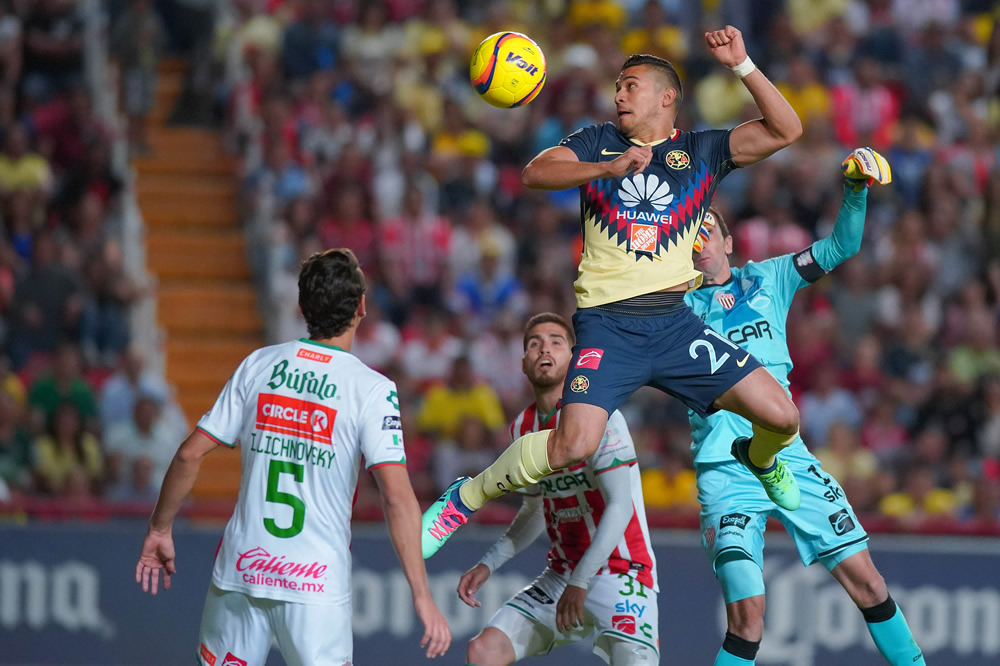 Galería: El Rayo creció y le amargó la noche al América