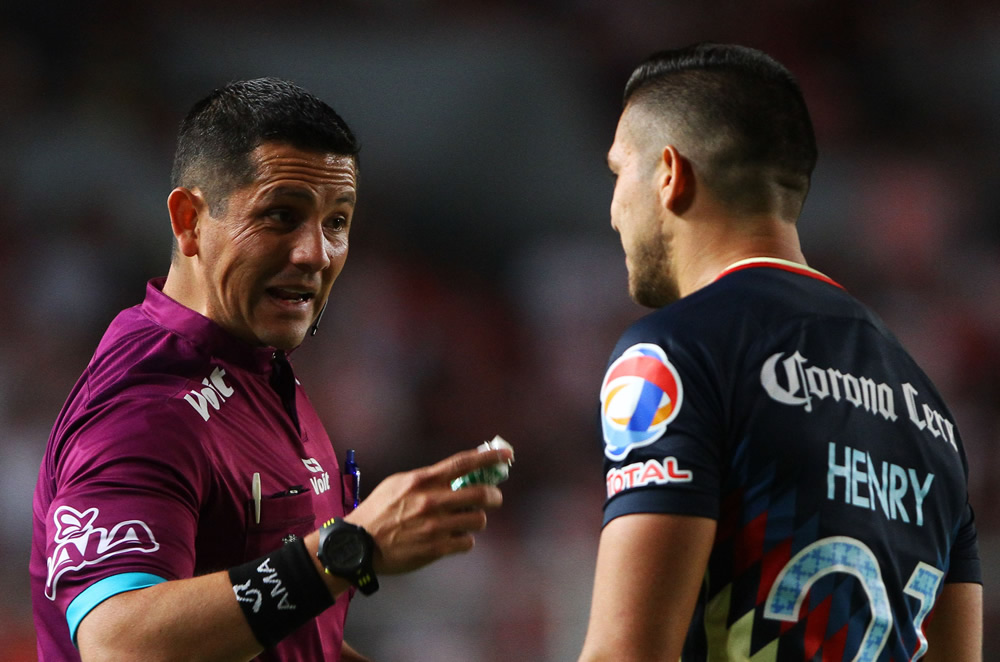 Galería: El Rayo creció y le amargó la noche al América