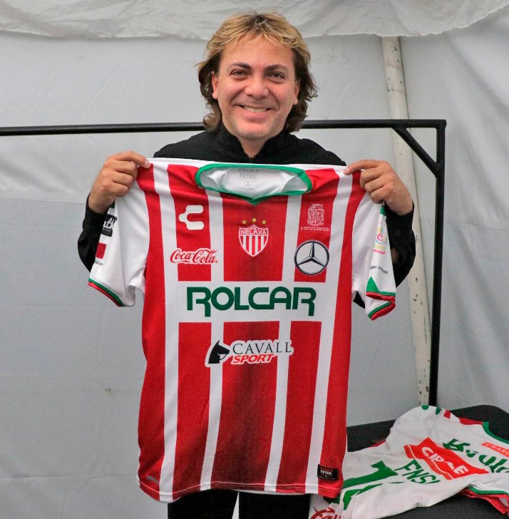 Los artistas 'fichados' por el Necaxa en la Feria de San Marcos.