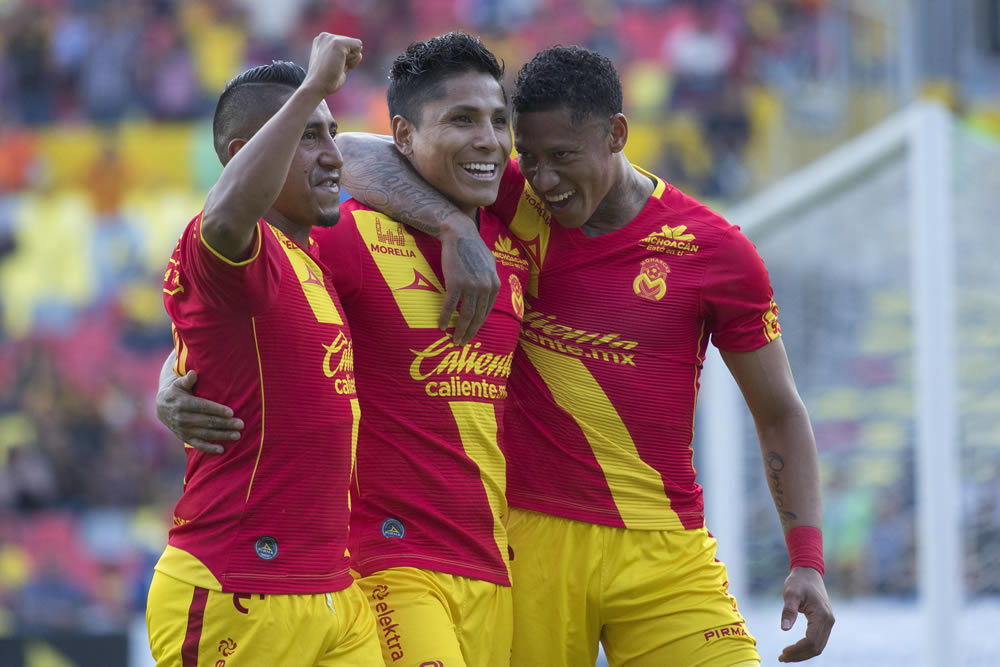 Necaxa y Morelia no pasaron del empate y rezan por un boleto de Liguilla.