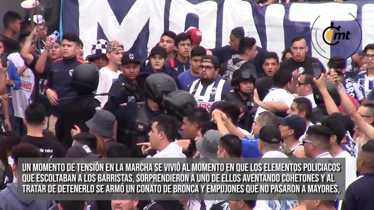 A punto de los golpes se realizó la caravana de la Adicción