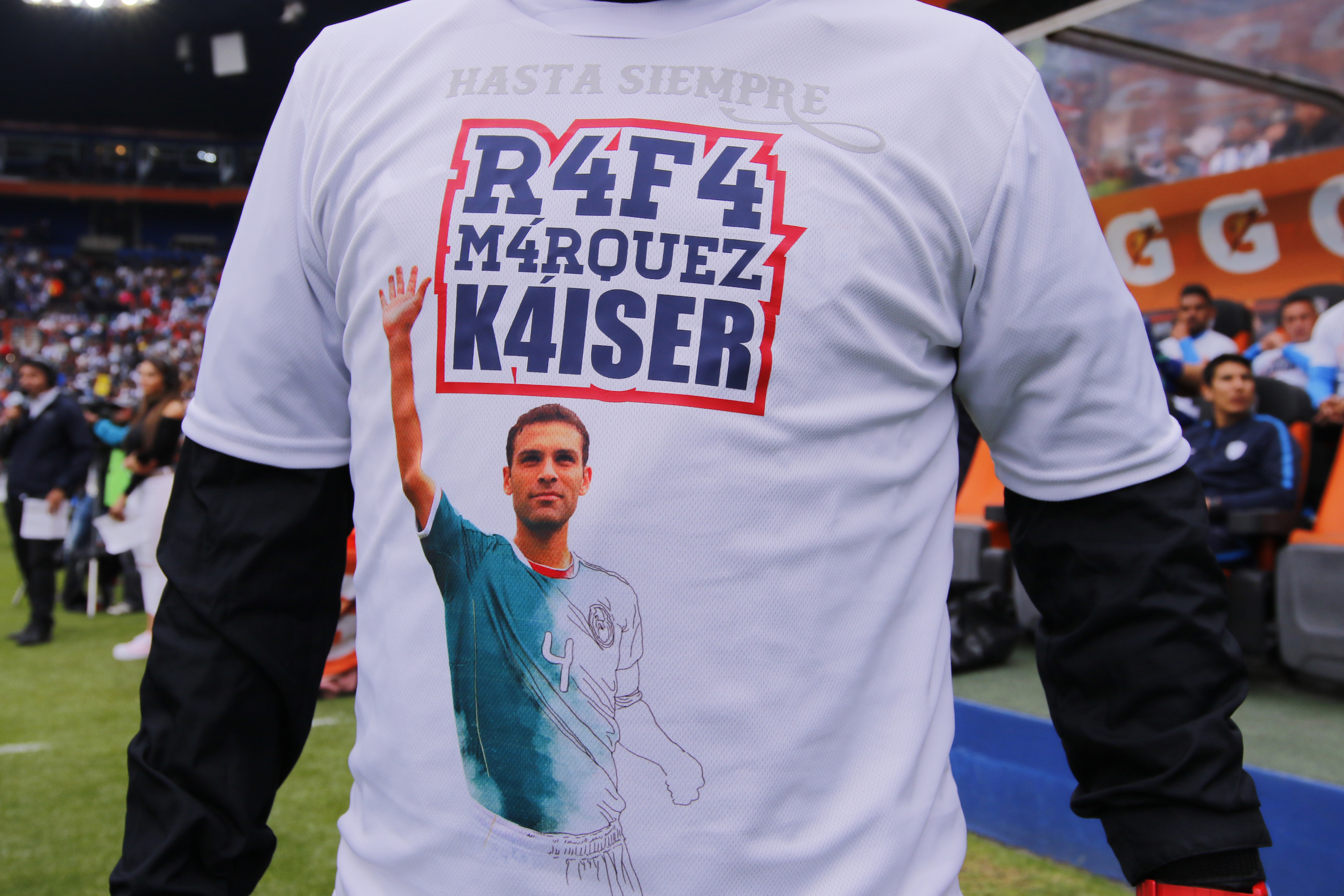 Tuzos sorprendió a Rafa Márquez con palco en su honor
