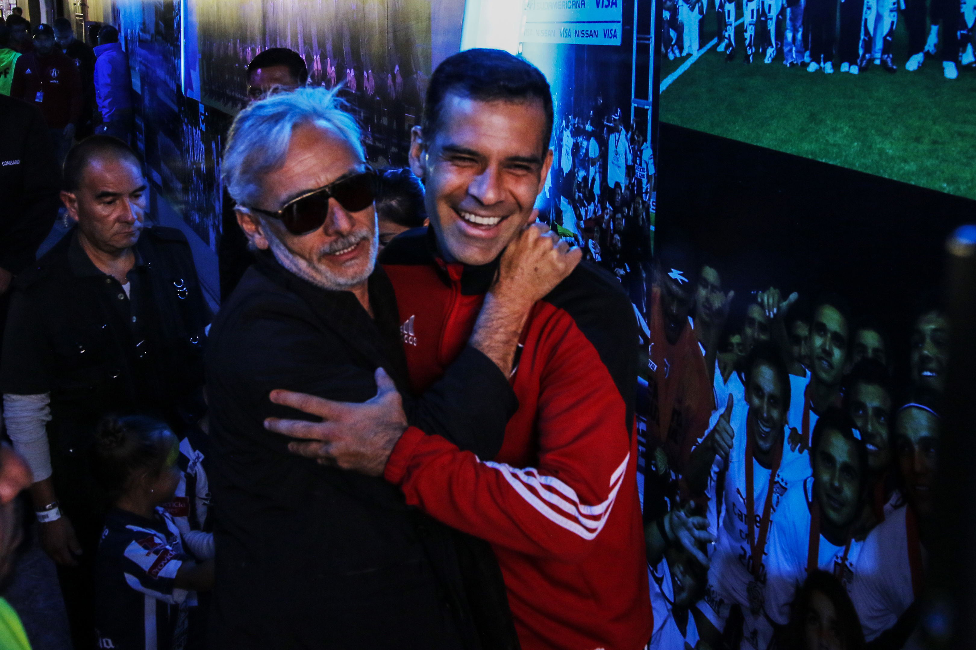 Tuzos sorprendió a Rafa Márquez con palco en su honor