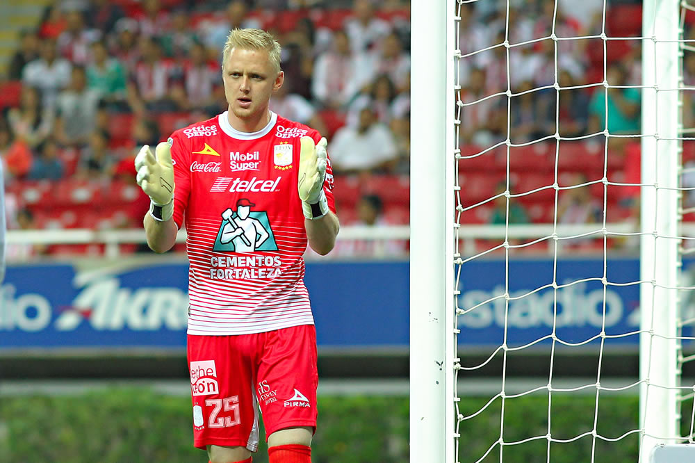 Chivas falló dos penales y se fue del Clausura 2018 sin pena ni gloria.