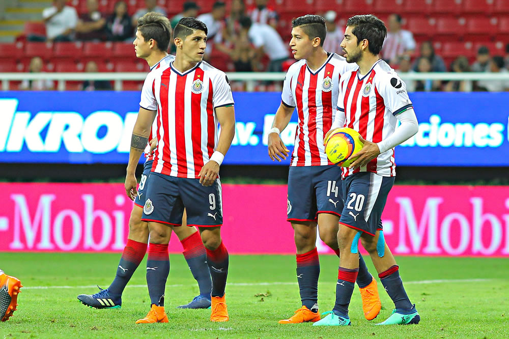 Chivas falló dos penales y se fue del Clausura 2018 sin pena ni gloria.