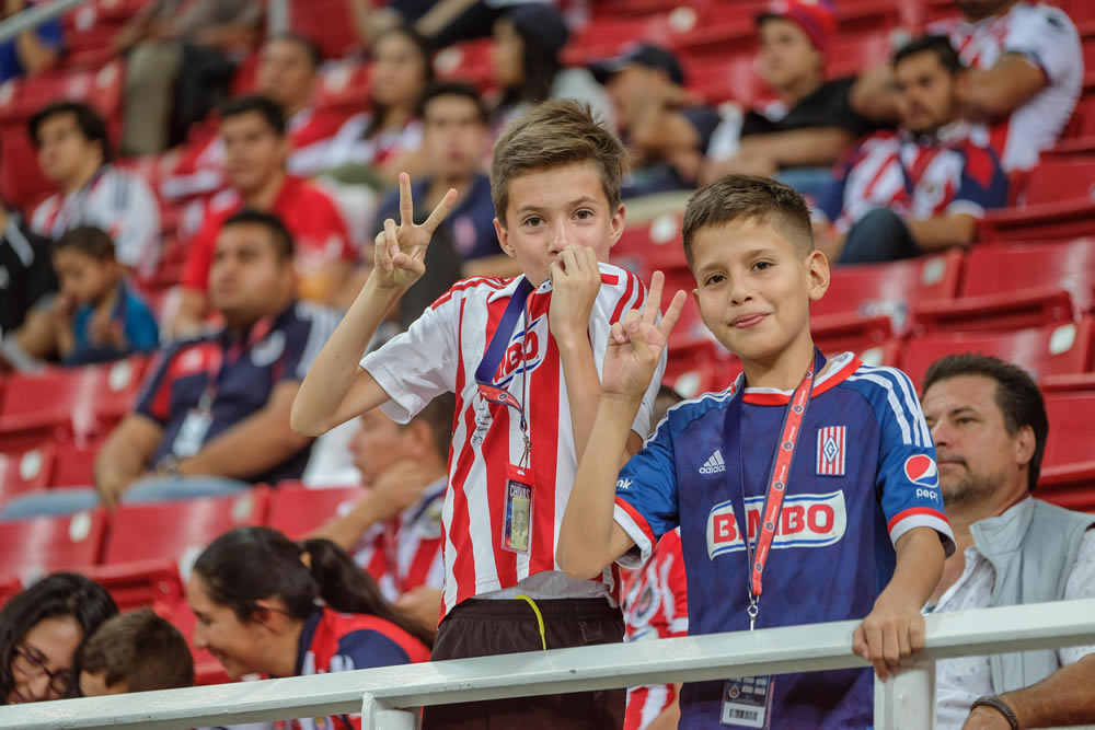 Chivas falló dos penales y se fue del Clausura 2018 sin pena ni gloria.