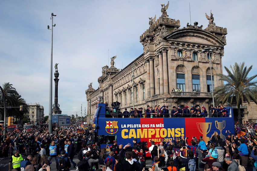 FC Barcelona celebra sus títulos de Liga España y Copa del Rey