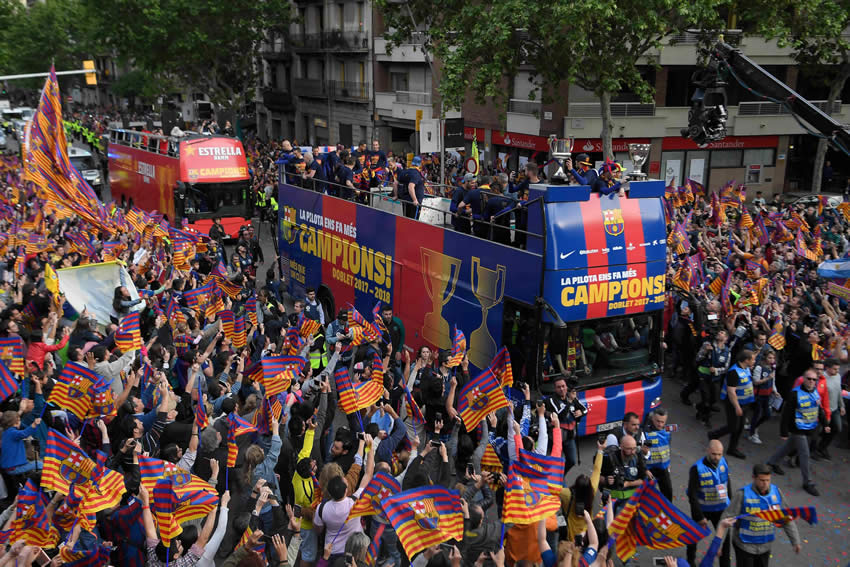 FC Barcelona celebra sus títulos de Liga España y Copa del Rey
