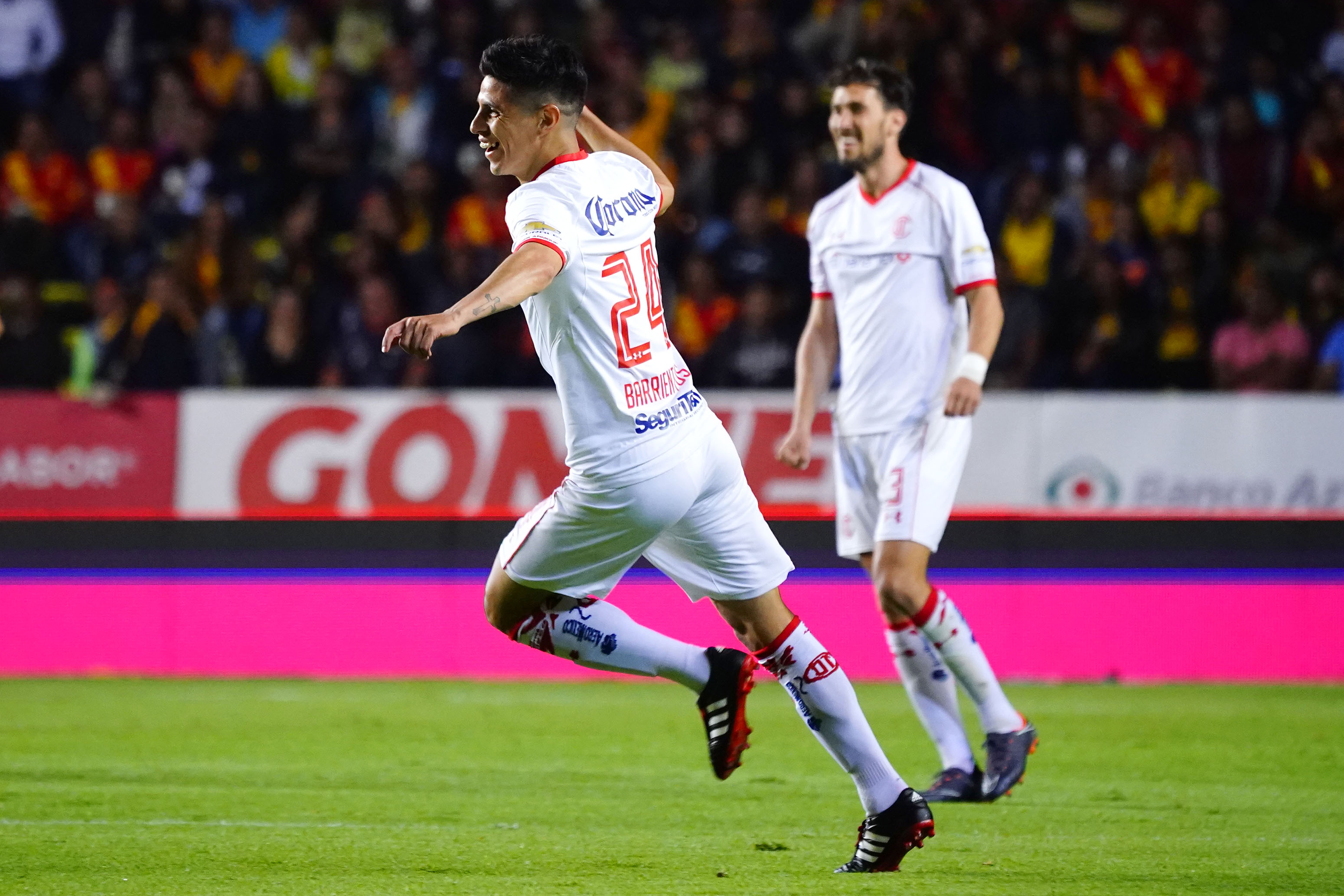 La Monarquía y el Toluca ofrecieron una Ida infernal en el Estadio Morelos.