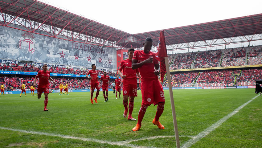 Toluca avanzó con dos golazos, aunque recibió fue sorprendido sobre el final