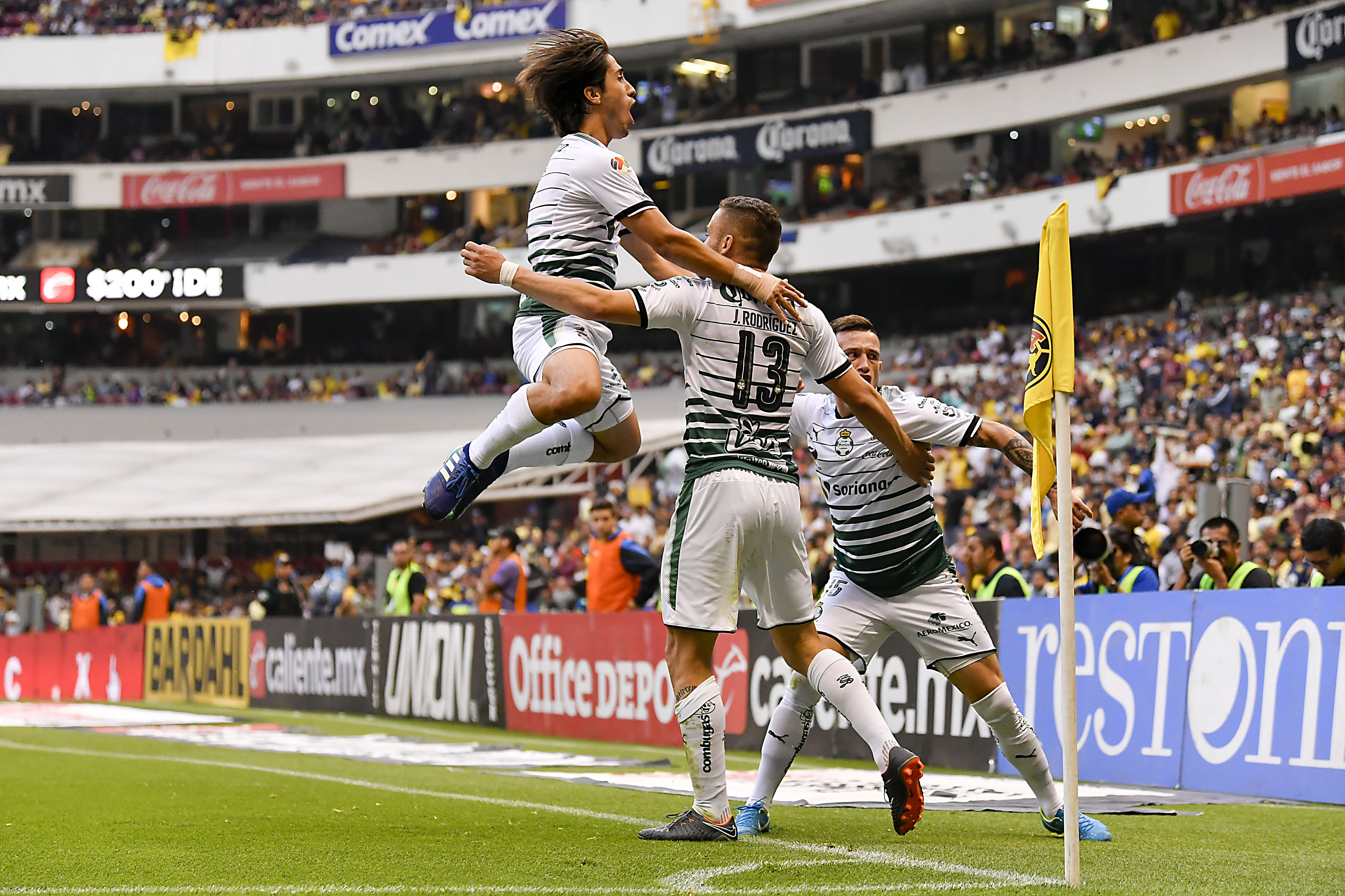Las mejores postales de la Vuelta entre América y Santos