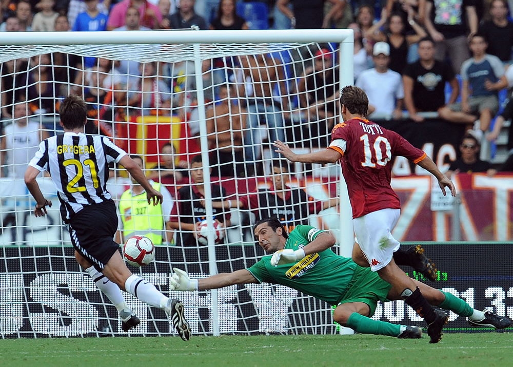 Buffon y Totti, amigos y rivales en la cancha