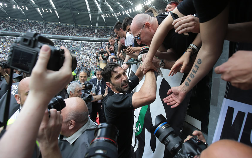 Gianluigi Buffon tuvo emotiva despedida de la Juventus