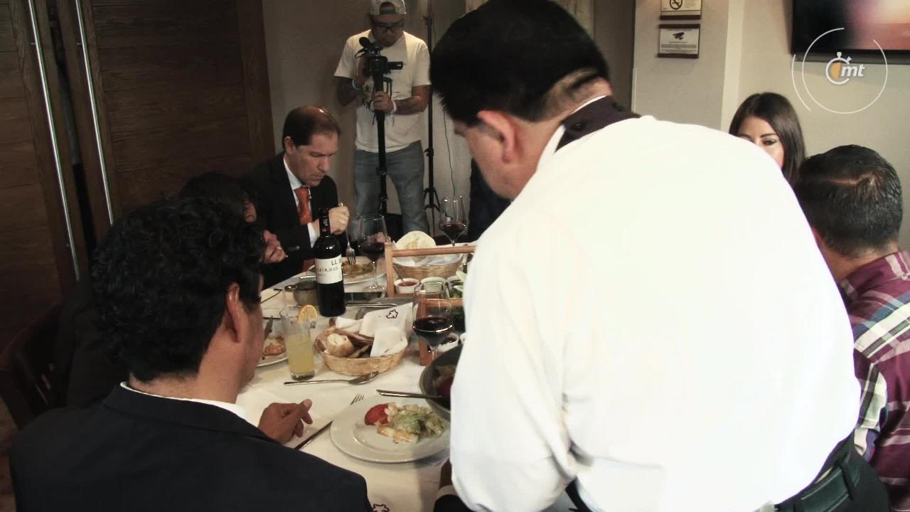 Las comidas mundialistas con exfutbolistas reunidos en El Lado B