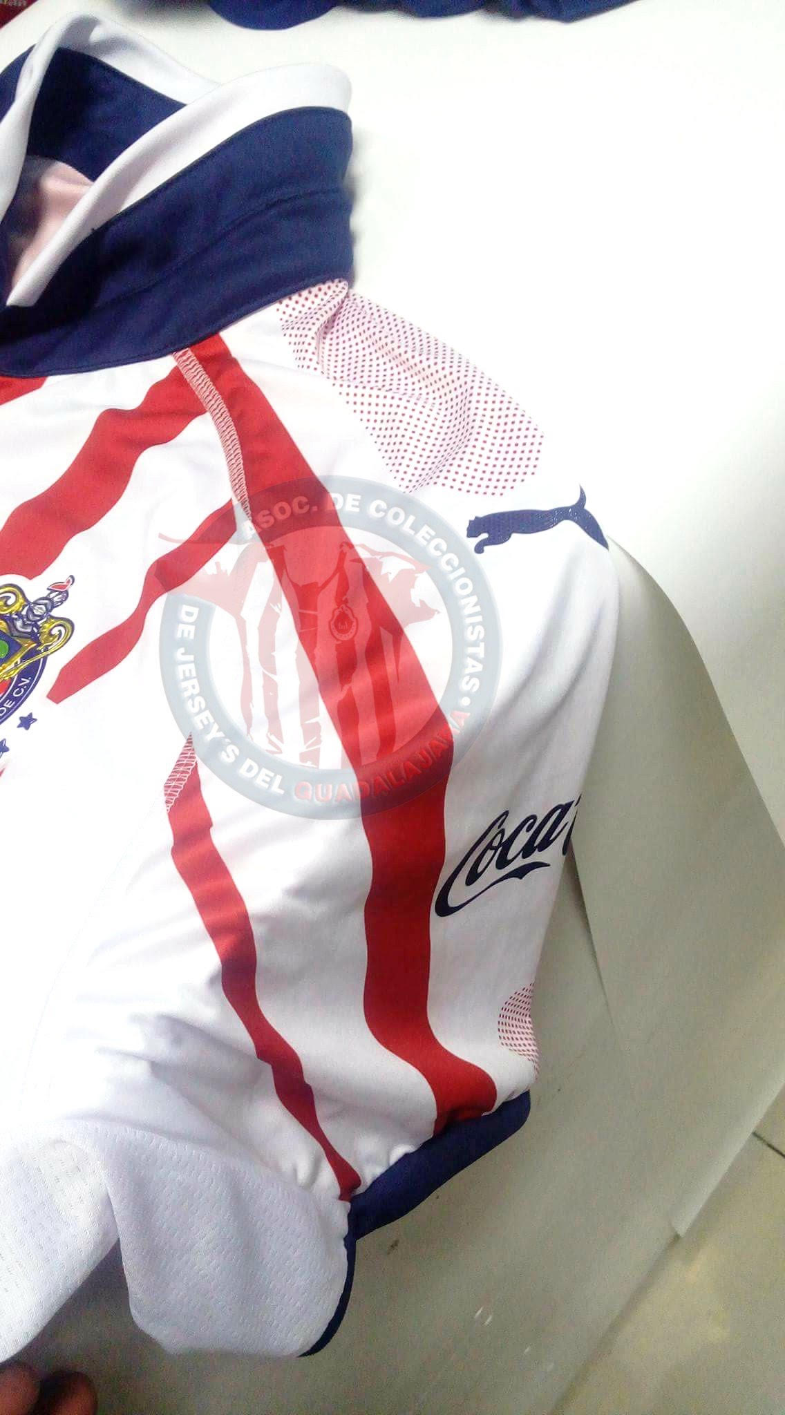 Filtran en redes posibles playeras de Chivas