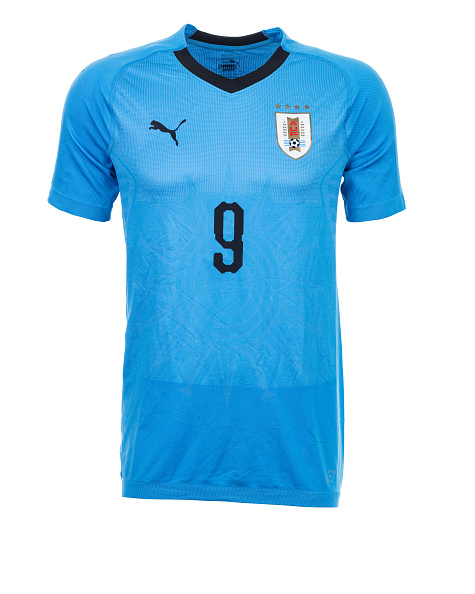 La camiseta de las 32 selecciones que participarán en Rusia 2018 (URUGUAY)