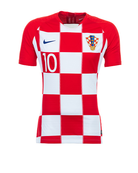 La camiseta de las 32 selecciones que participarán en Rusia 2018 (CROACIA)