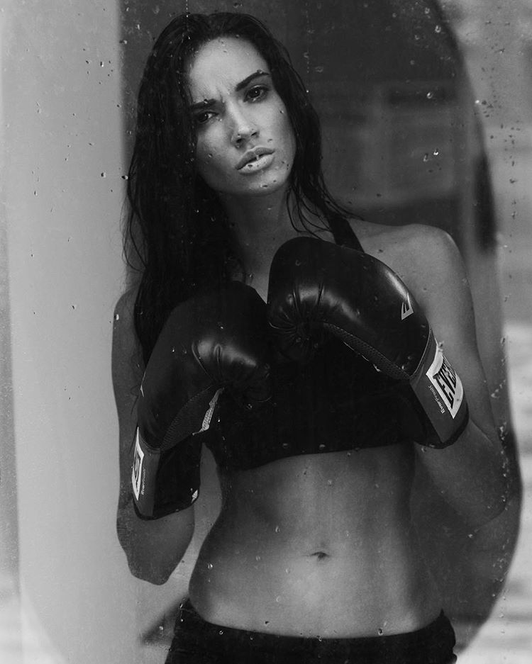 La belleza de Brittany Churchill, por si extrañabas a Canadá en Rusia. 