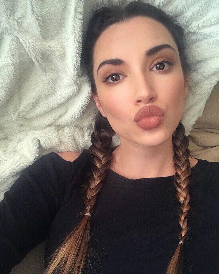 La belleza de Brittany Churchill, por si extrañabas a Canadá en Rusia. 