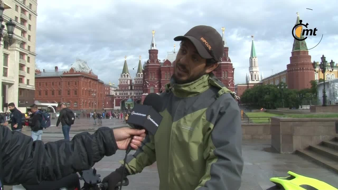 En bicicleta desde Argentina hasta Rusia para apoyar a su selección