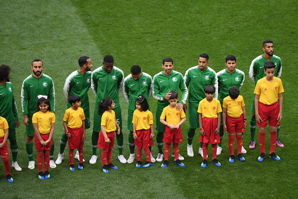 Fiesta en Rusia tras su debut mundialista