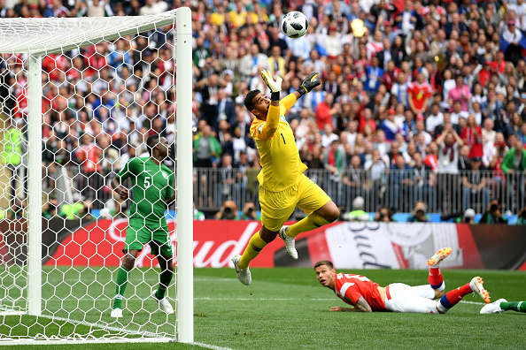 Fiesta en Rusia tras su debut mundialista