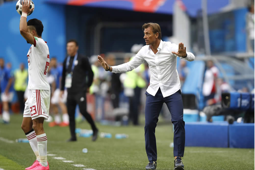 Autogol de Marruecos le da la victoria a Irán 