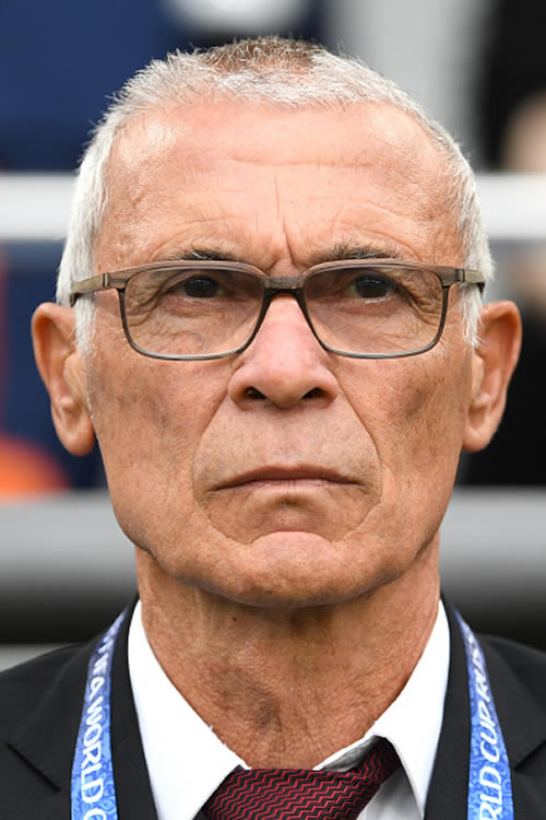 Suarez y Cavani se enfrentan a Egipto, Salah inicia en la banca