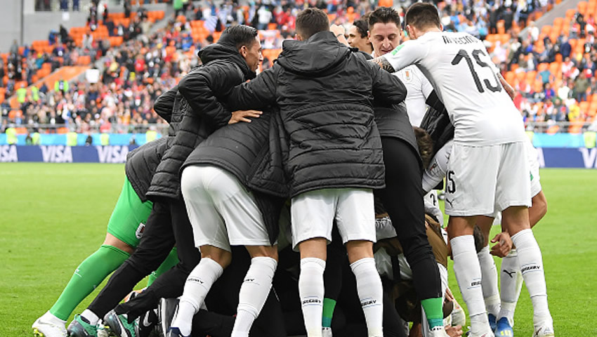 Uruguay derrota a Egipto en su presentación mundialista