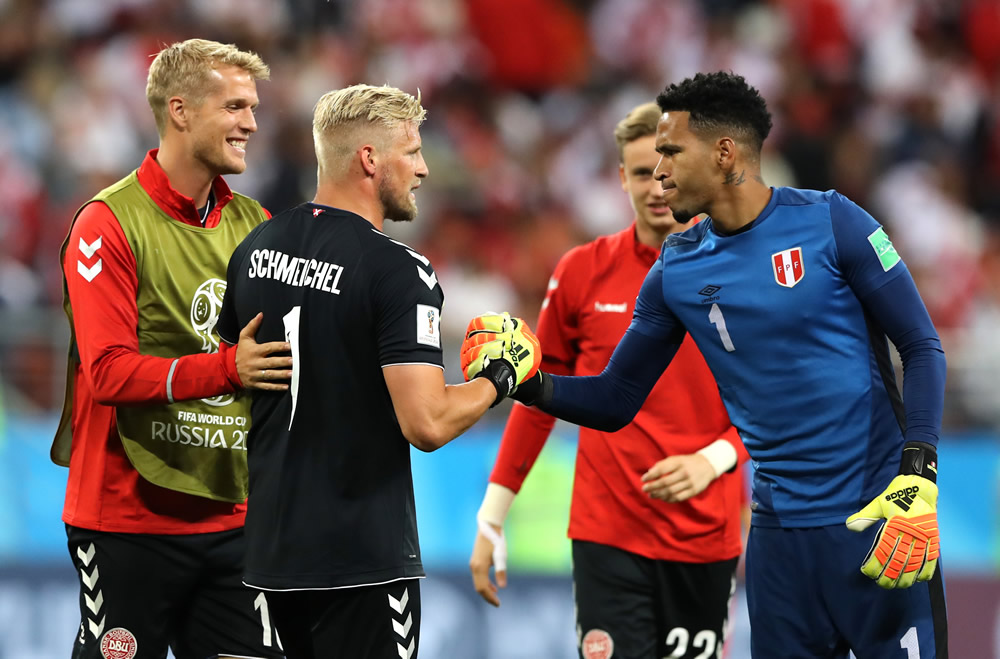 Dinamarca gana en su debut frente a Perú