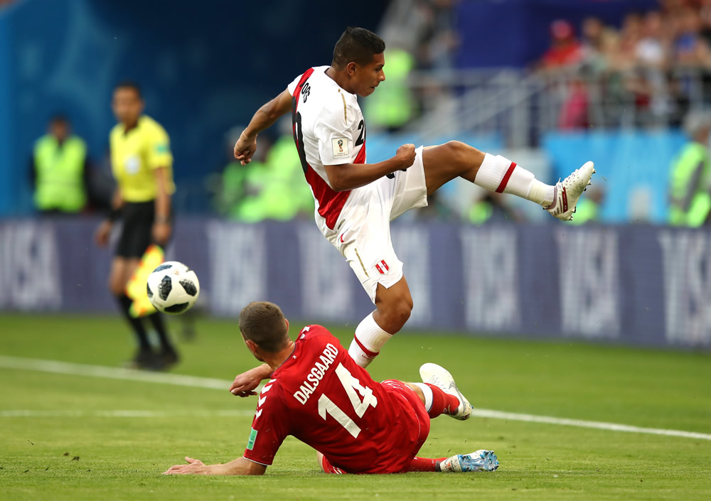Perú vs Dinamarca
