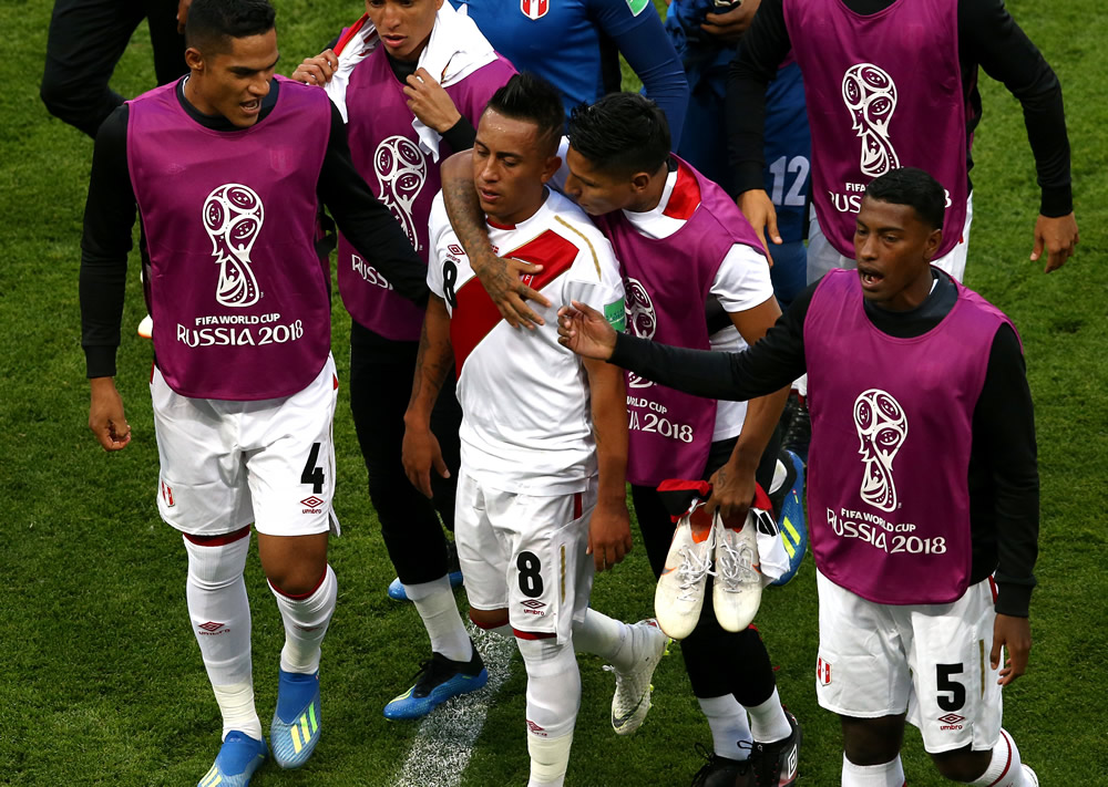 Perú vs Dinamarca