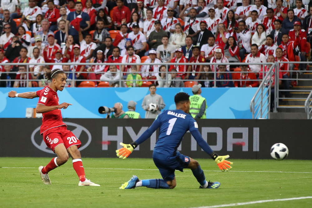 Perú vs Dinamarca