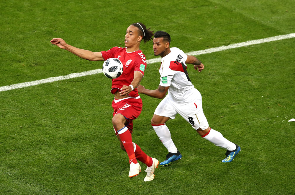 Perú vs Dinamarca
