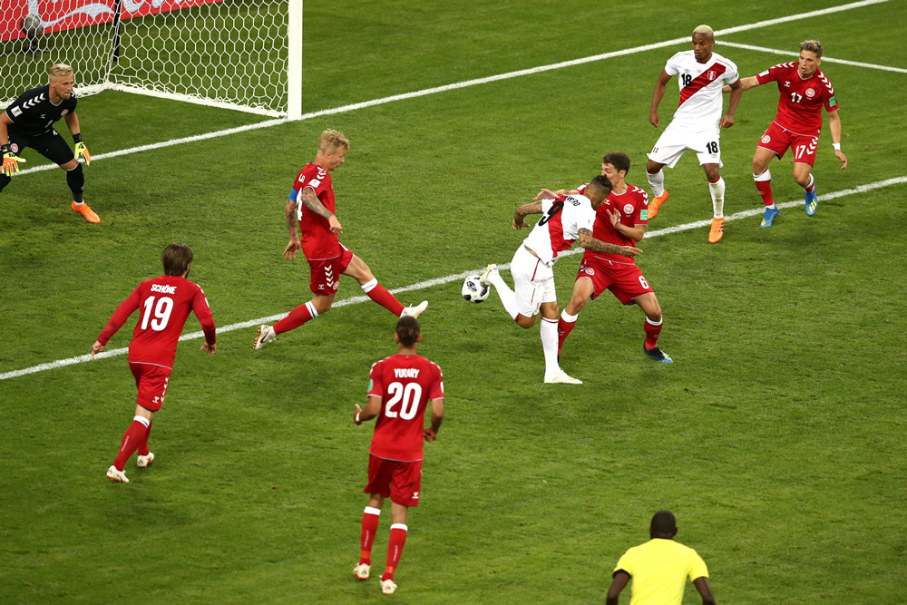 Perú vs Dinamarca