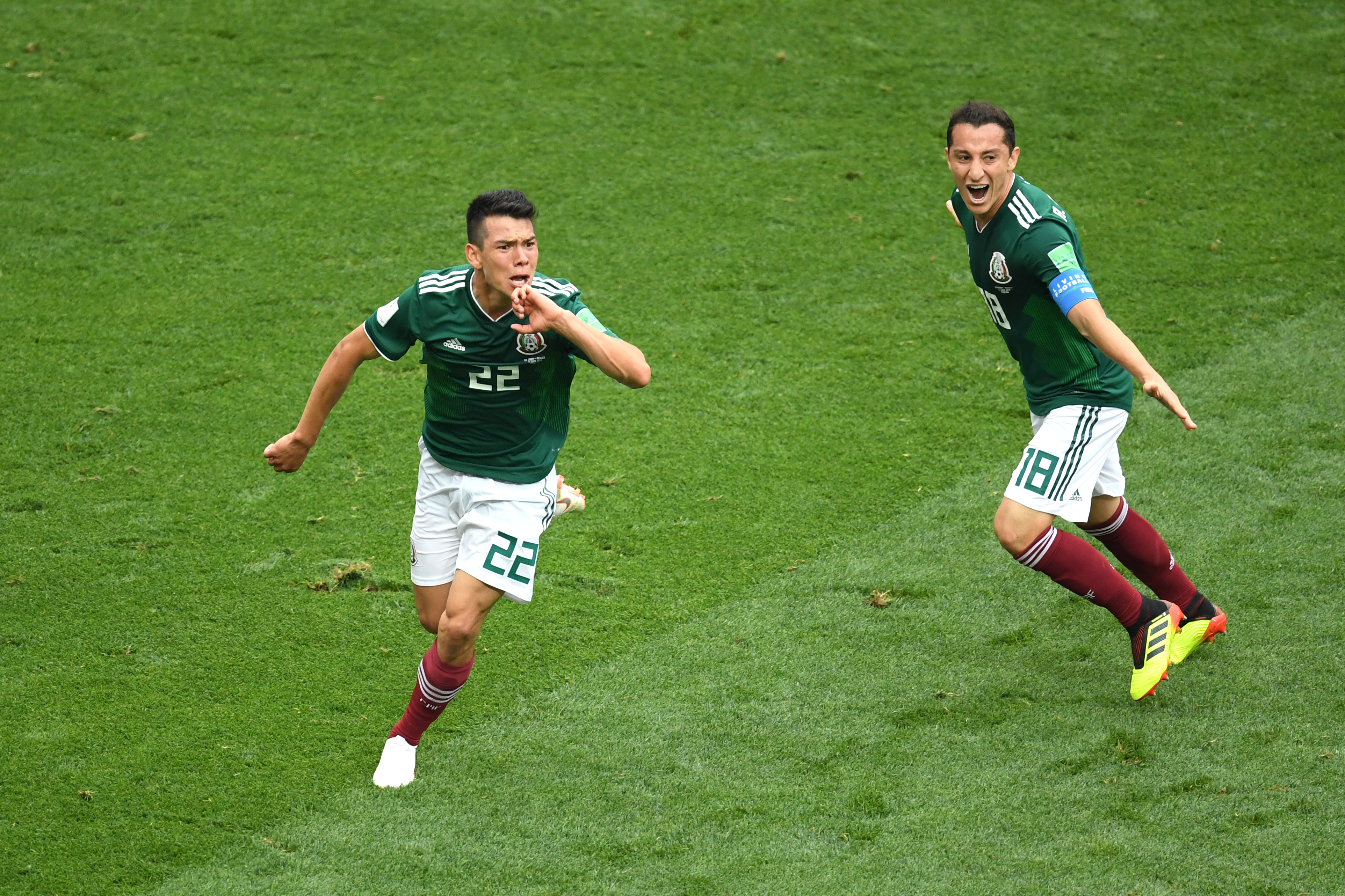 Fiesta Tricolor en las tribunas del Estadio Olímpico Luzhnikí 