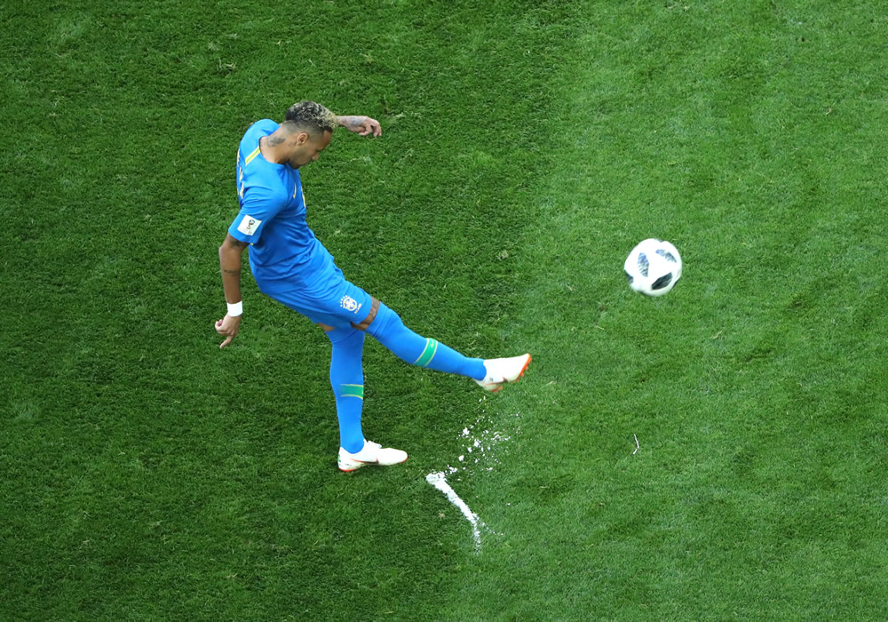 Brasil obligado a ganar frente a Costa Rica