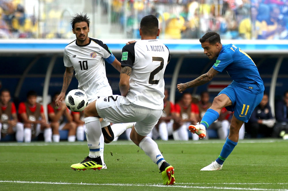 Brasil obligado a ganar frente a Costa Rica