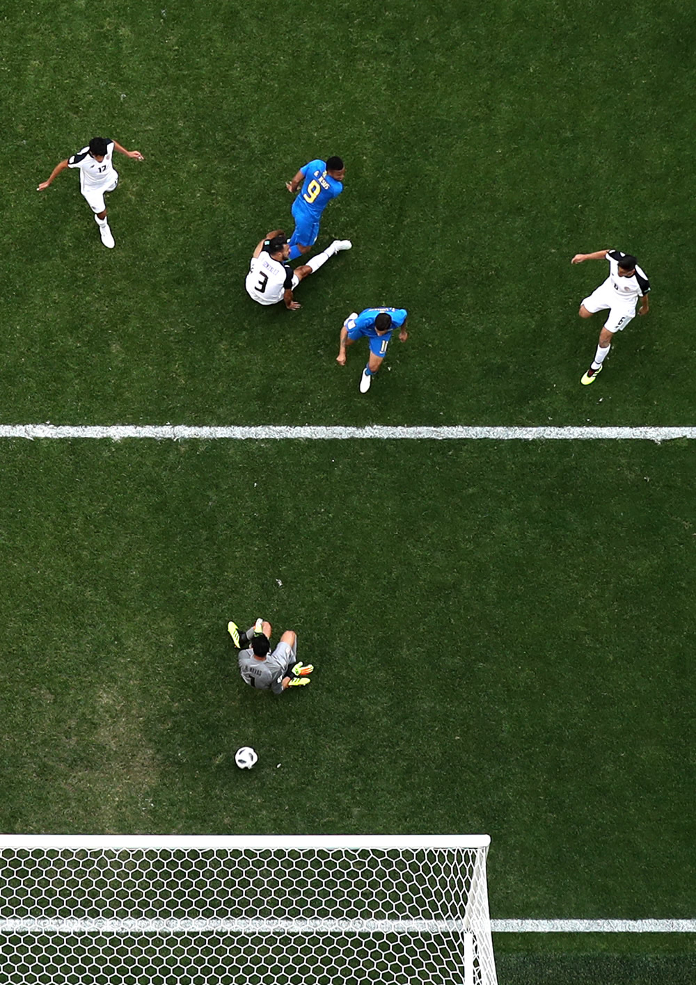 Sufrida victoria de Brasil ante Costa Rica