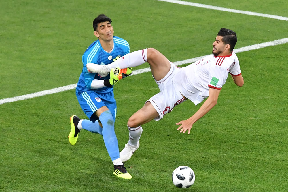 Irán dejó vivir a Portugal, que pasa a octavos