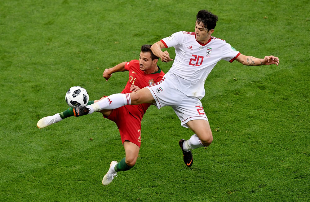 Irán dejó vivir a Portugal, que pasa a octavos