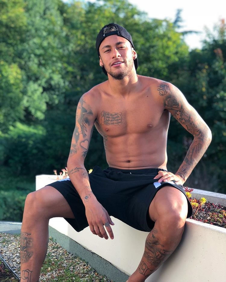 Los futbolistas con más tatuajes