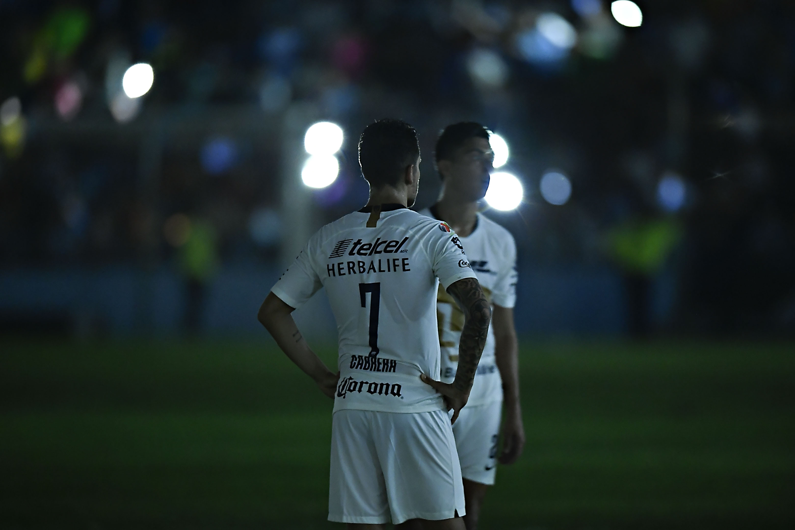 Fallas eléctricas en el Estadio Tamaulipas