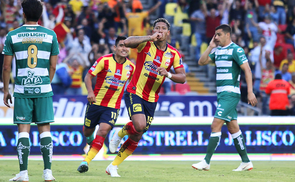 Las mejores postales del triunfo de Monarcas sobre Santos