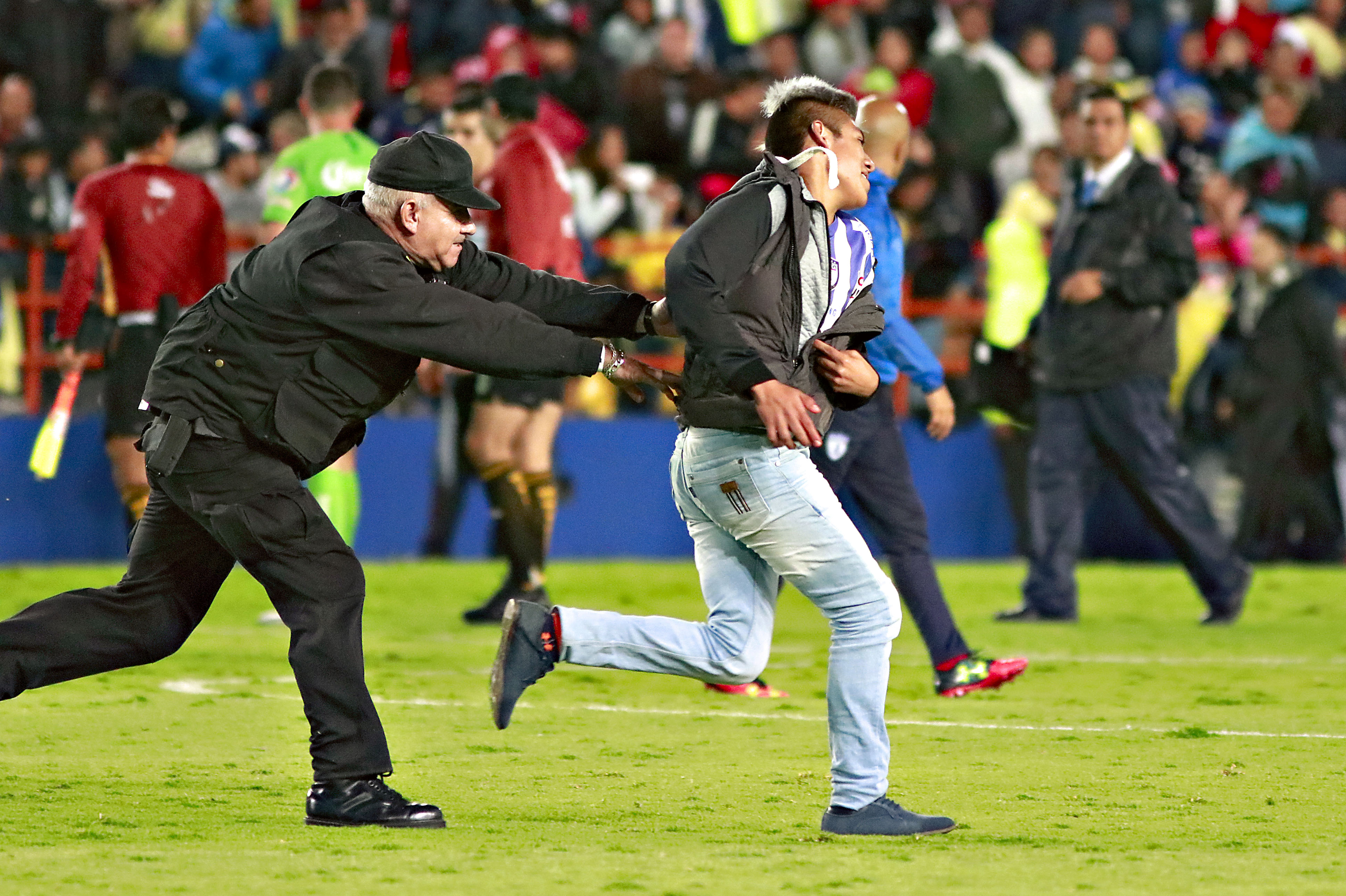 Diego Lainez, en noche soñada en triunfo Águila