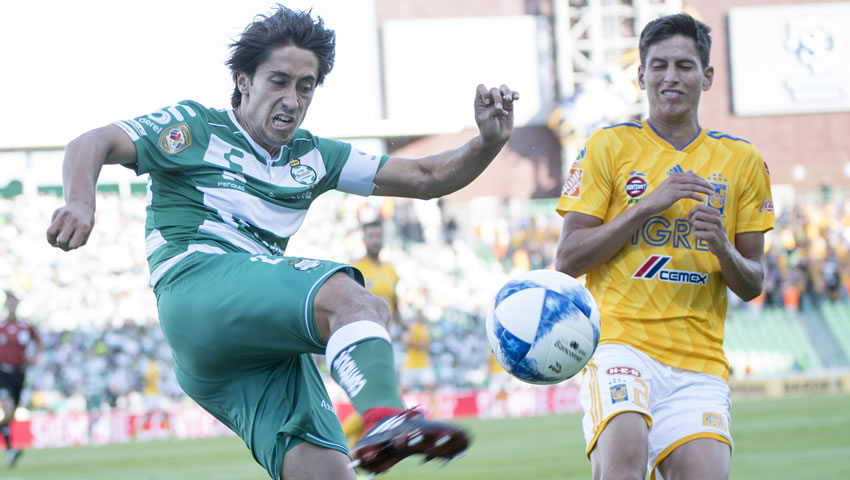 Santos vs Tigres, las mejores imágenes del partido en el Corona TSM