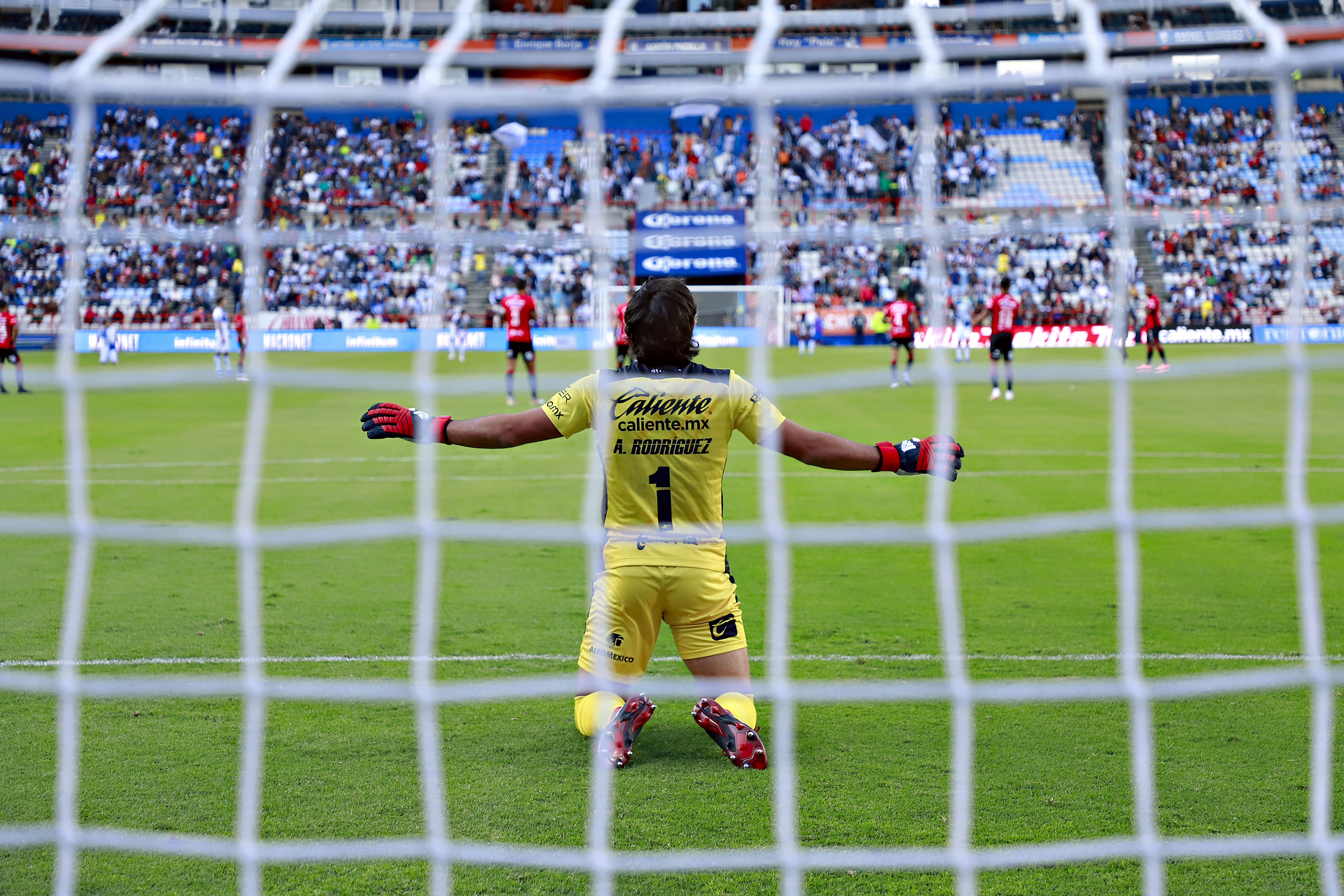Tuzaron a los Lobos BUAP en el Estadio Hidalgo