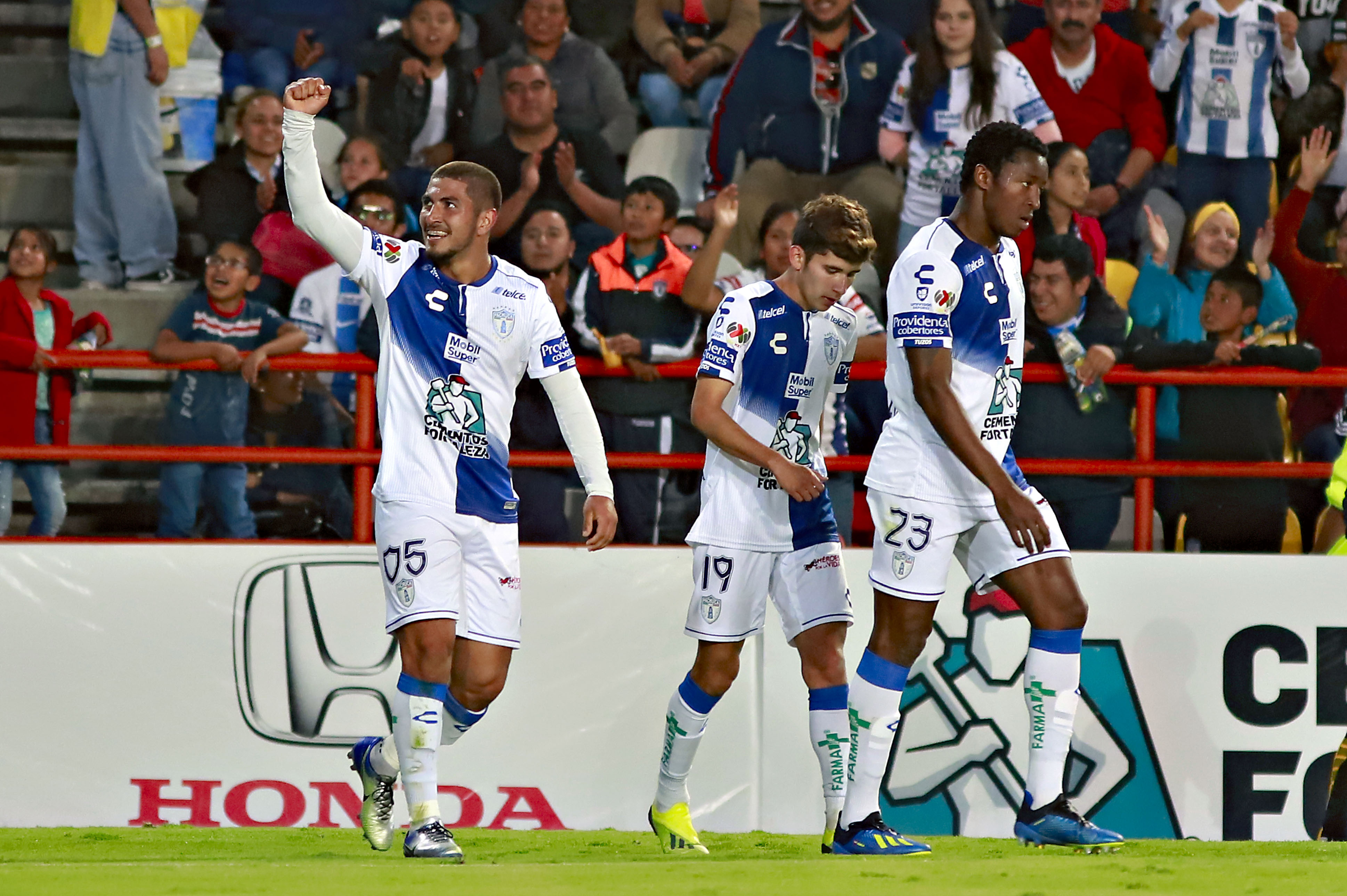 Tuzaron a los Lobos BUAP en el Estadio Hidalgo