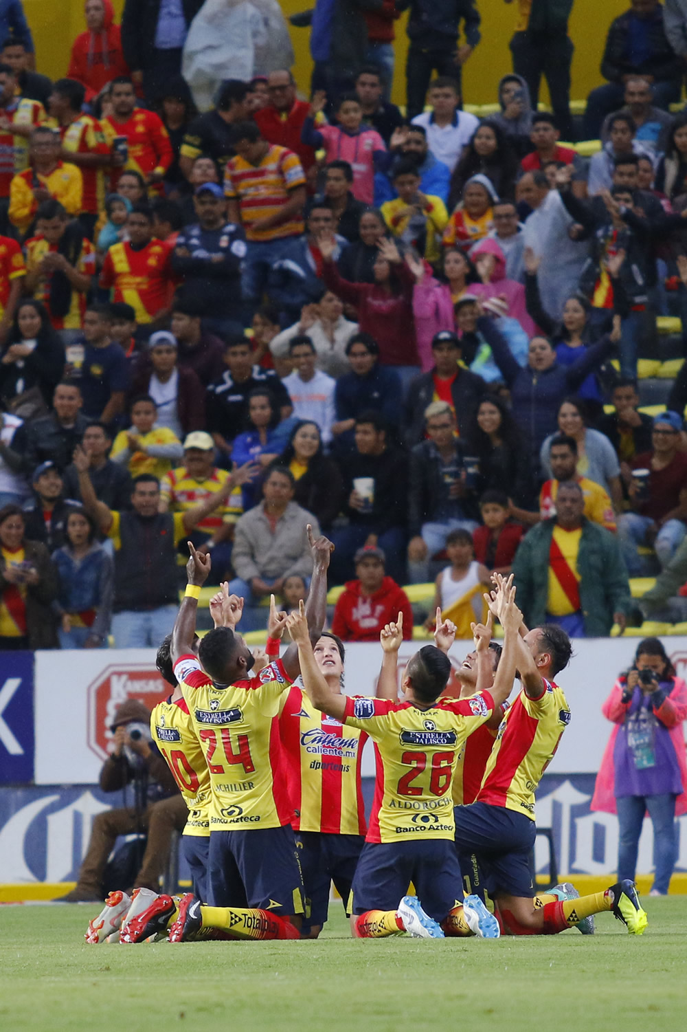 Pachuca rescata el empate frente a Morelia que ya se sentía sublíder