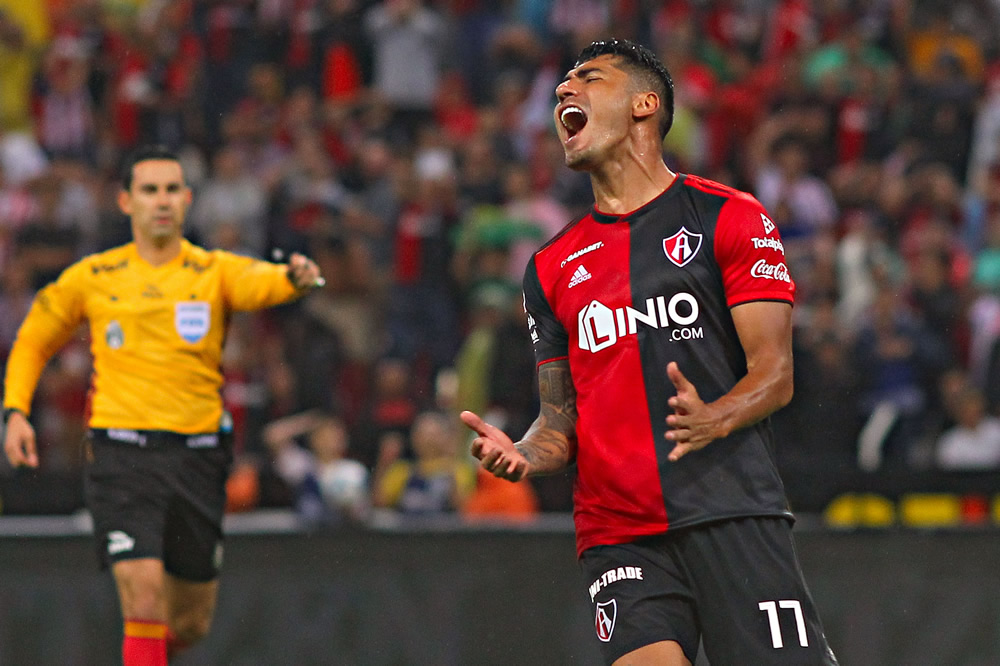 Chivas liga tres sin perder; Atlas sigue sin anotar en el A2018